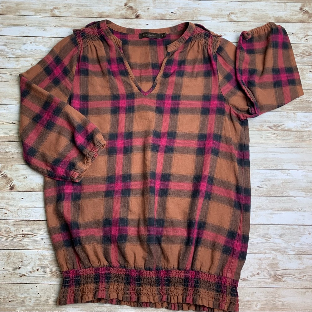 The Limited Pink Brown plaid Top elastic waist & sleeves v-neck EUC S